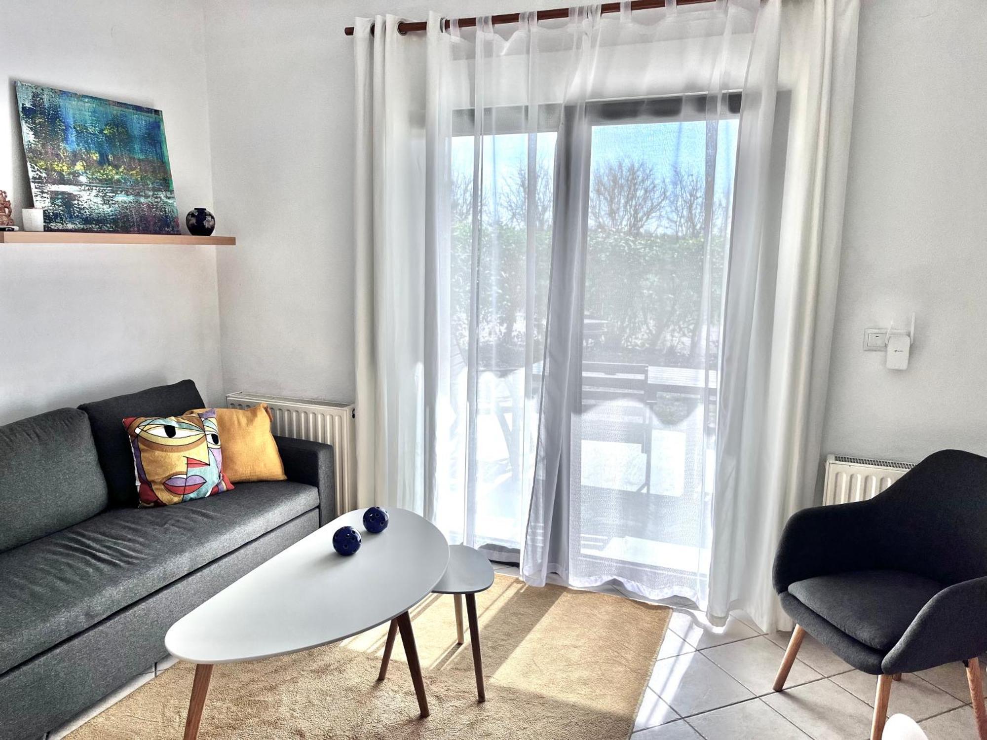 Sunny 2, Two-bedroom House With Parking * Komotini