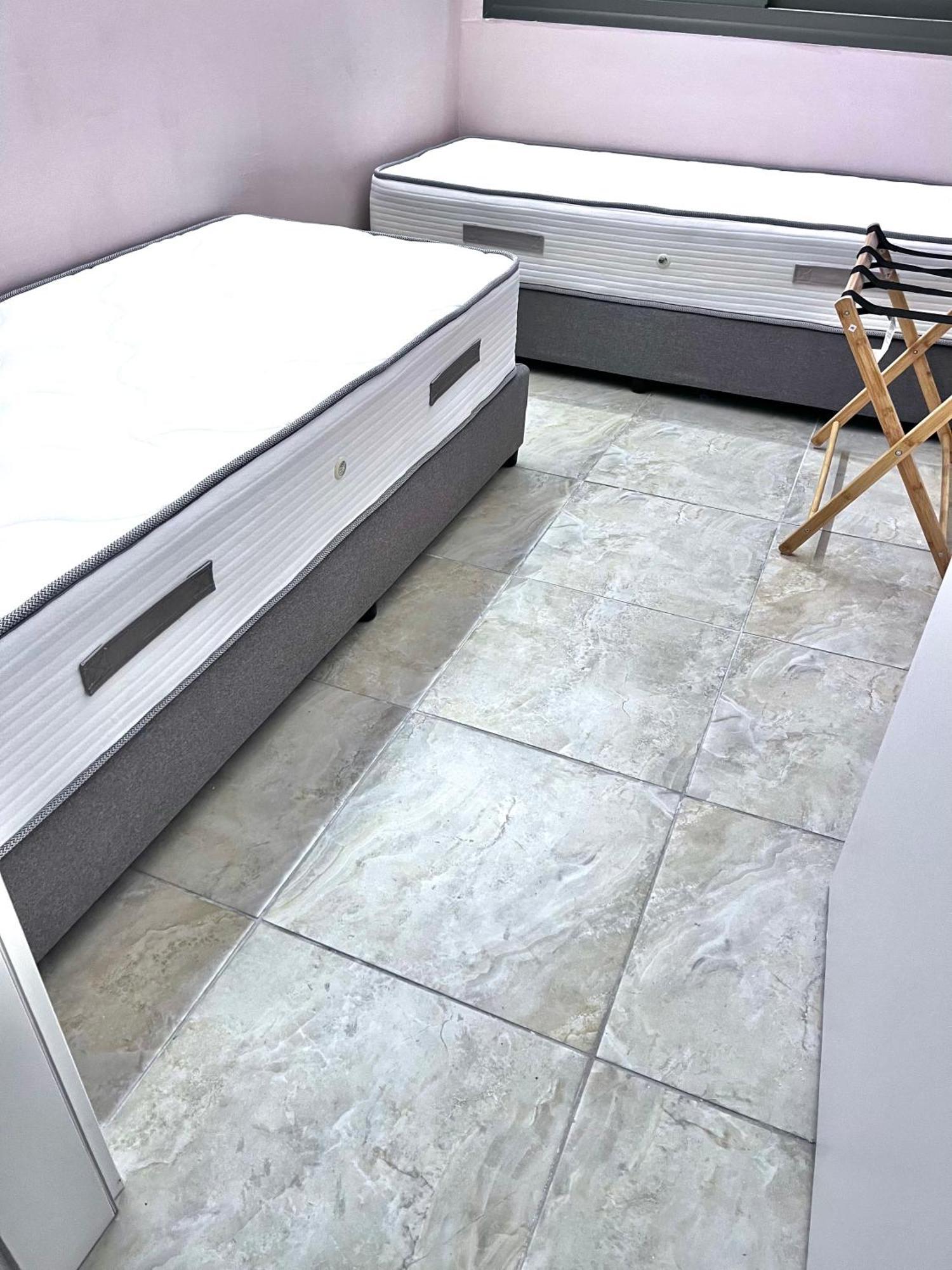 Sunny 2, Two-bedroom House With Parking